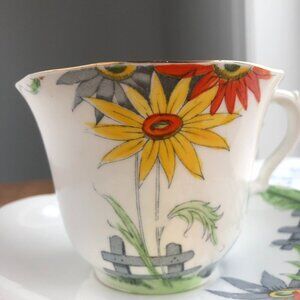 Bell China, Vintage Art Deco Teacup & Saucer